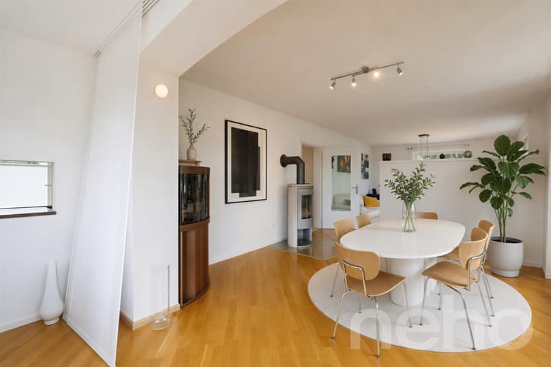 Freistehendes Einfamilienhaus mit herrlichem Garten und Grünsicht (2)