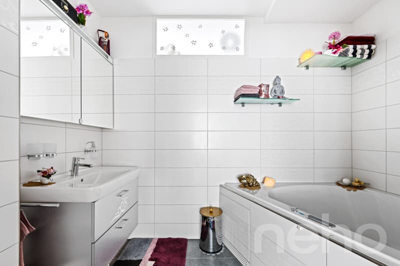 Grosszügige 4.5 Zimmer-Terrassenwohnung mit zusätzlichem Disporaum (8)