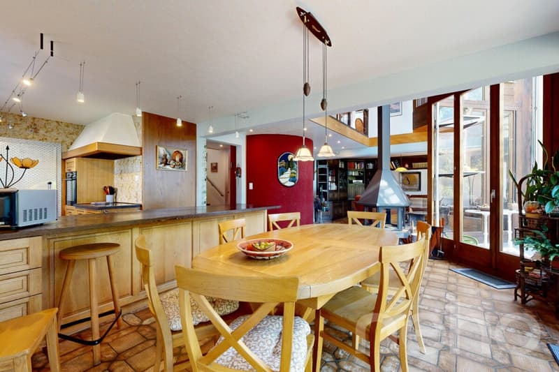 Maison familiale d'exception : grands espaces, confort et luminosité (4)