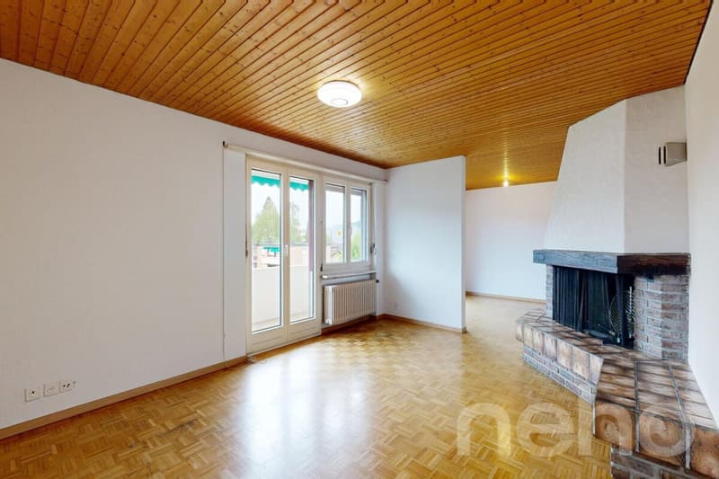 4-Zimmerwohnung im obersten Stock mit Balkon und Cheminée (1)