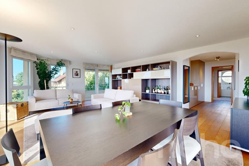 Superbe appartement avec vue sur le lac à St-Prex! (2)