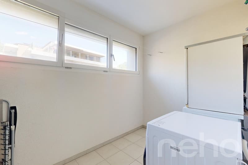 3.5pcs en parfait état, grande terrasse et proximité immédiate du CHUV (12)