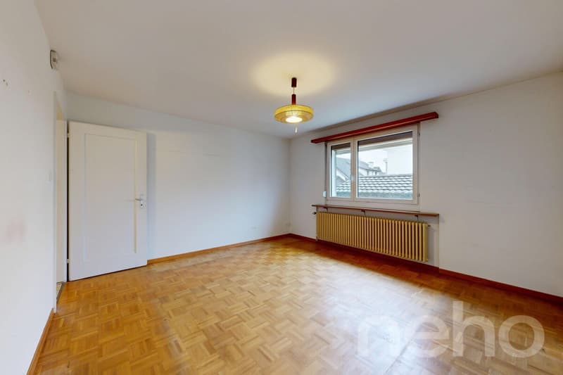 Freistehendes EFH mit viel Potenzial an ruhiger Lage (3)