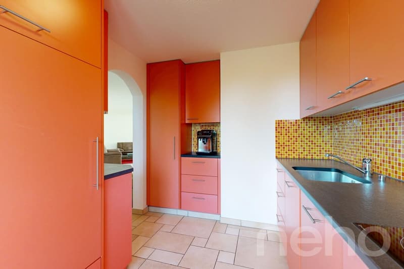 Grosszügige 5.5-Zimmerwohnung mit 2 Balkonen und Lift (2)