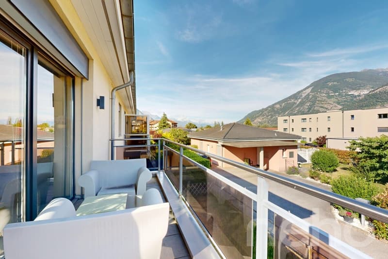 Exclusif: lumineux 4.5 pièces avec terrasse et mezzanine (11)