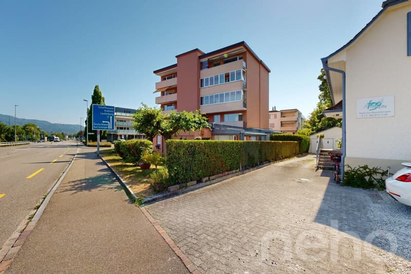 Helle 4.5-Zimmer-Wohnung mit Balkon und Rheinblick in Stein AG (3)