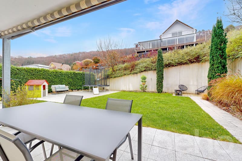 Modernes Zuhause mit hochwertigem Ausbau & gepflegtem Gartenparadies (12)