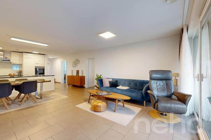Helle 4.5-Zimmerwohnung zum Wohlfühlen an gut erschlossener Lage (2)
