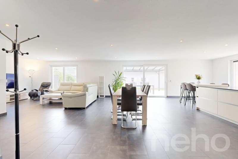 Magnifique maison familiale de 215 m² dans un cadre verdoyant à Bonfol (1)