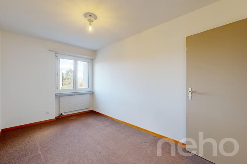 Helle 3.5-Zimmer-Wohnung in Schwerzenbach ZH mit Komfort und Charme (8)