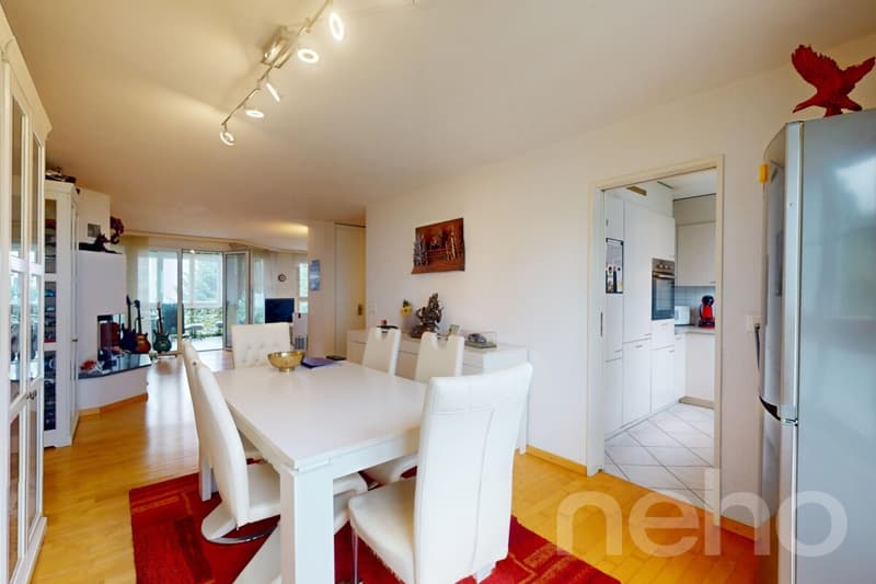 Charmante 3.5-Zimmer-Wohnung mit Wintergarten & Cheminée in Wittenbach (3)