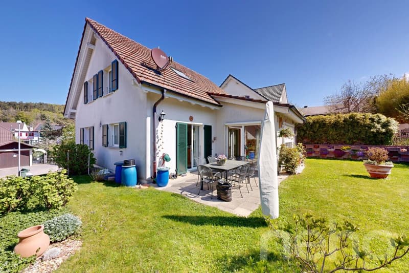 Attraktives 5.5-Zimmer-Einfamilienhaus im Grünen (12)