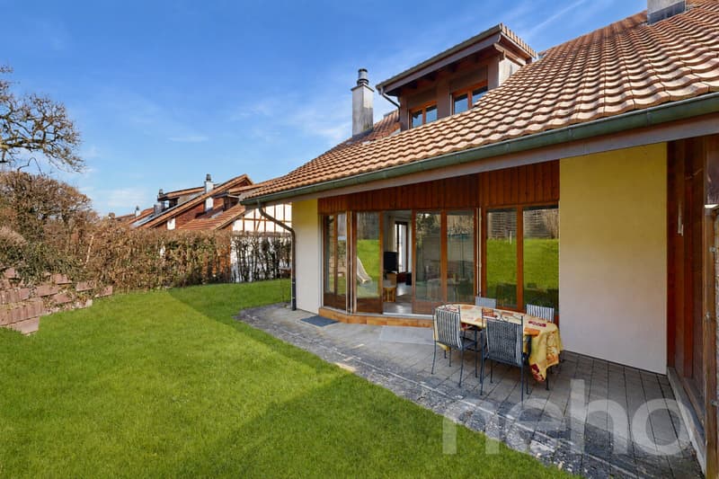 À rafraîchir: Grande villa familiale avec jardin, situation idéale (9)
