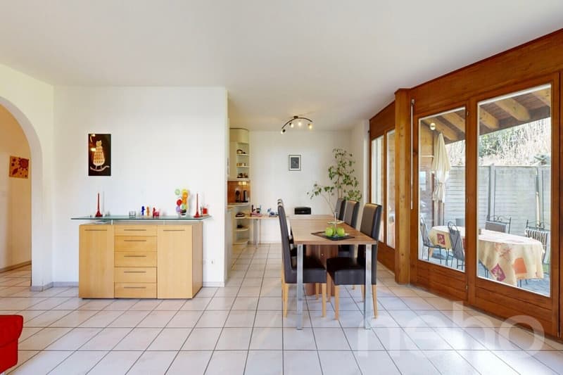 À rafraîchir: Grande villa familiale avec jardin, situation idéale (2)