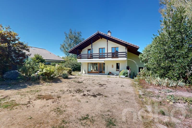 5.5-Zimmer-Einfamilienhaus mit grossem Grundstück in ruhiger Lage (3)