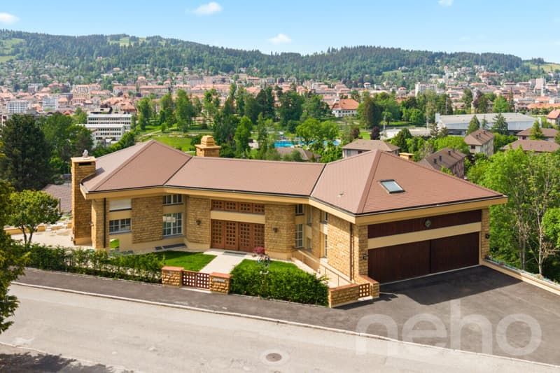 Demeure de maître de 480m² avec appartement de rendement (1)