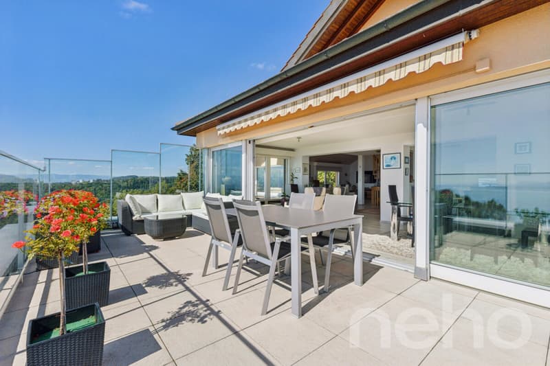 Magnifique villa individuelle avec vue imprenable sur le lac à Belmont (10)