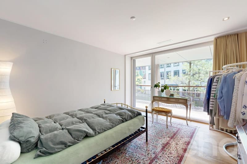 3 Minuten zum HB. Grosszügige Maisonette mit 2 Balkonen (8)