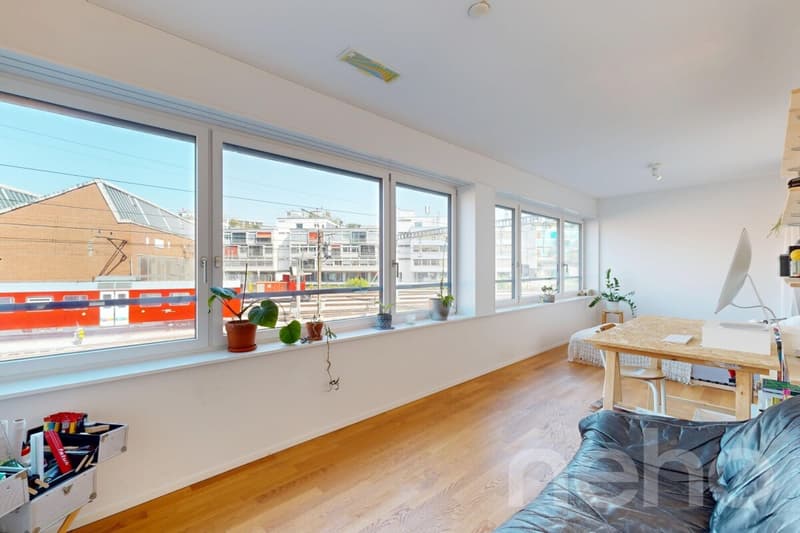 3 Minuten zum HB. Grosszügige Maisonette mit 2 Balkonen (7)