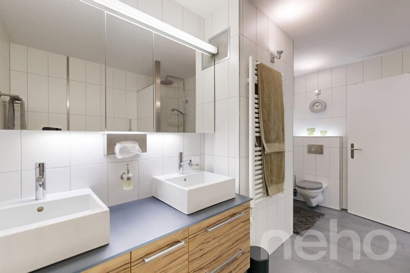 Groszügiges 5.5 Zimmer-Reihenhaus mit viel Platz in Birrhard (9)