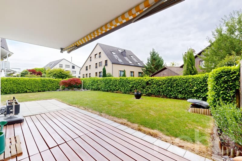 Gartenwohnung mit hochwertigem Innenausbau und vielen Extras (1)