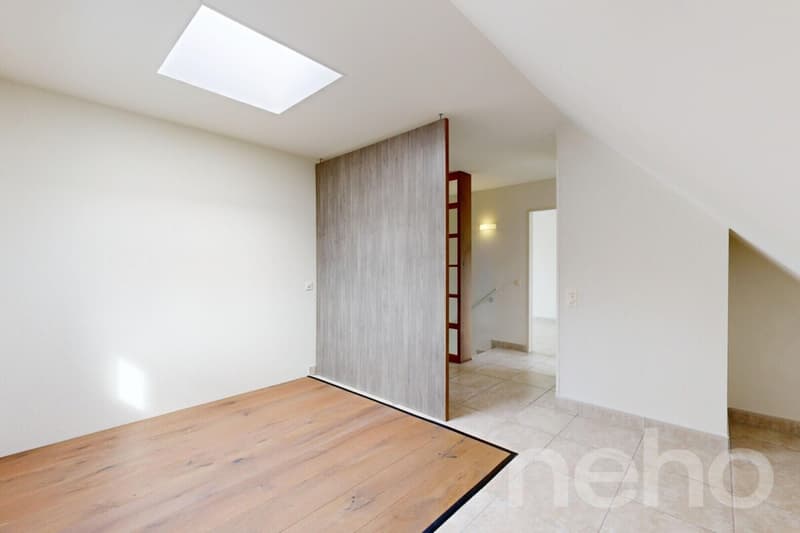 Zentrale 5-Zimmer-Maisonettewohnung in Bonstetten (8)