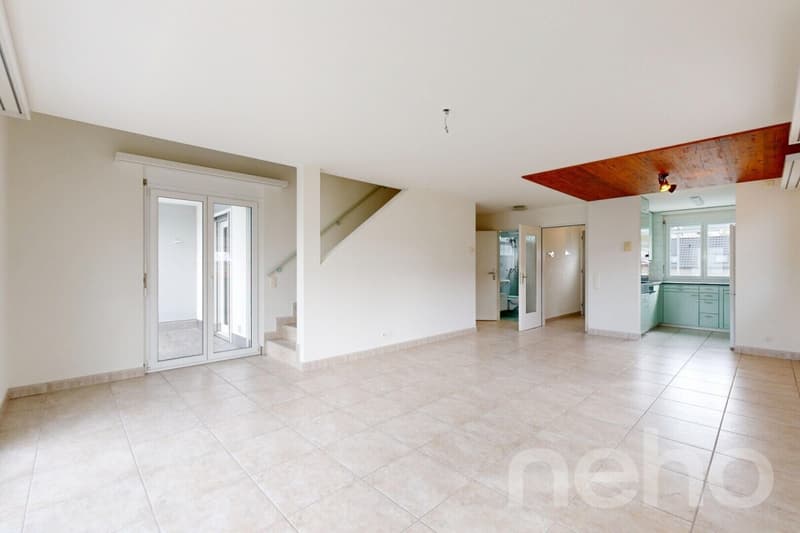 Zentrale 5-Zimmer-Maisonettewohnung in Bonstetten (1)