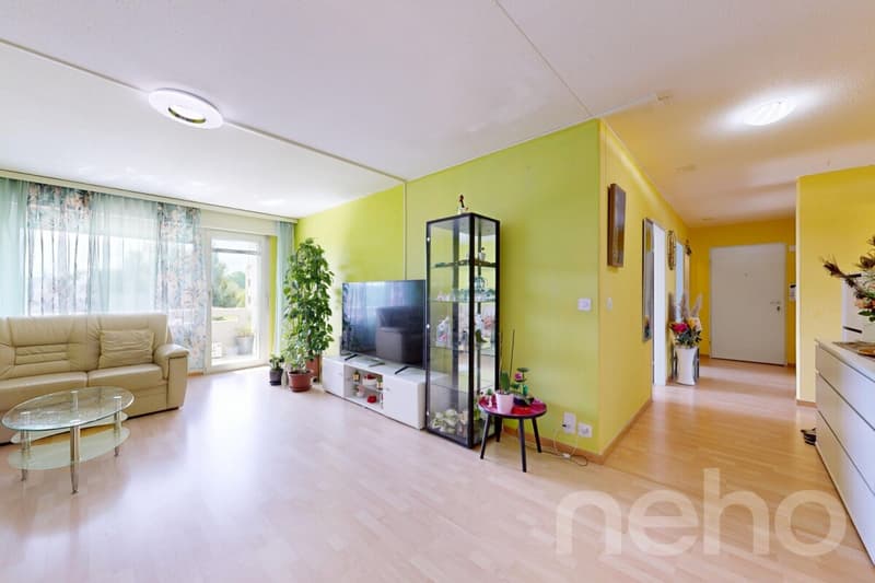 Ruhig gelegene 5-Zimmer-Wohnung mit Balkon und Tiefgaragenplatz (12)