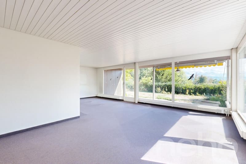Einfamilienhaus mit Pool an privilegierter Aussichtslage (7)