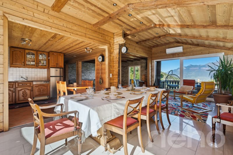 Chalet 8.5 + studio et vue dégagé dans un quartier calme bien situé (8)