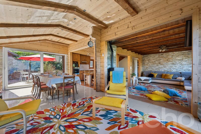 Chalet 8.5 + studio et vue dégagé dans un quartier calme bien situé (3)