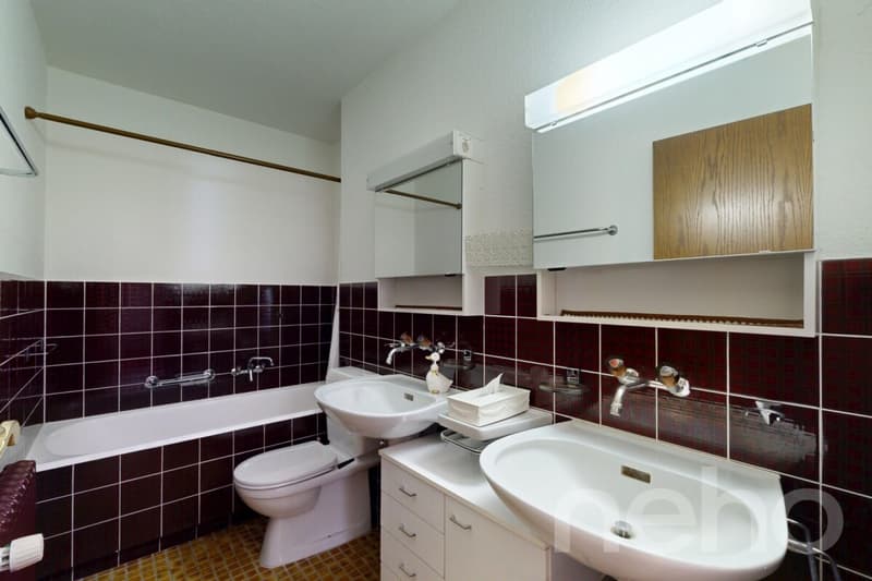 4.5-Zimmer-Wohnung mit Aussicht ins Grüne (9)