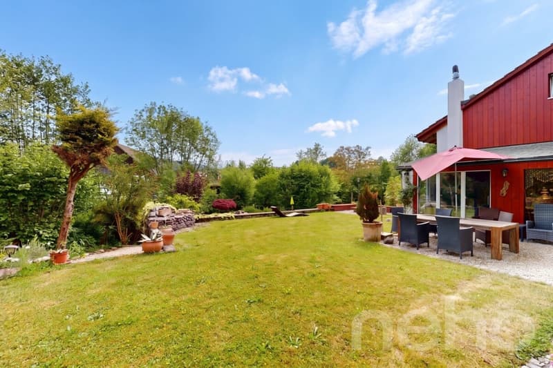 Grosszügiges Wohnen mit Charme, Weitblick und Gartenidylle (11)