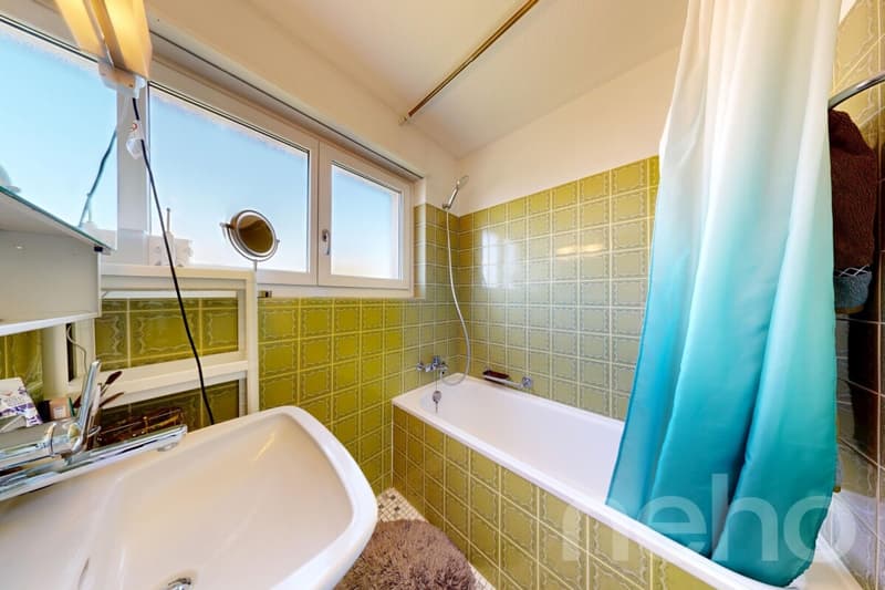 Sonnige 3.5-Zimmer-Wohnung mit Südbalkon in ruhiger Lage (8)