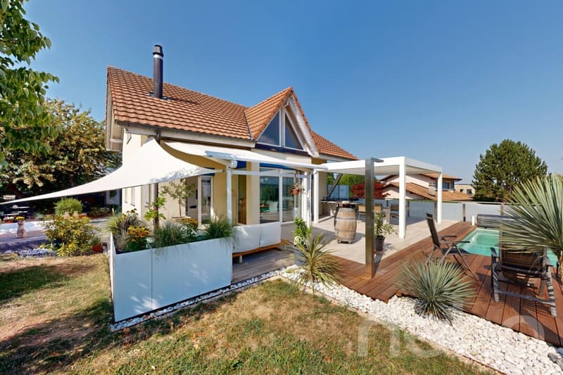 Élégante maison familiale avec piscine et jardin (3)