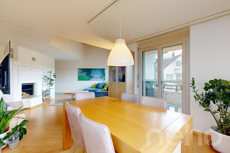 Schöne 6,5-Zimmer-Maisonette-Dachwohnung mit Terrassen und Aussicht (2)
