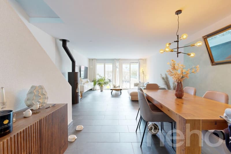 4.5-Zimmer-Doppeleinfamilienhaus mit Garten, Terrasse & Weitsicht (2)