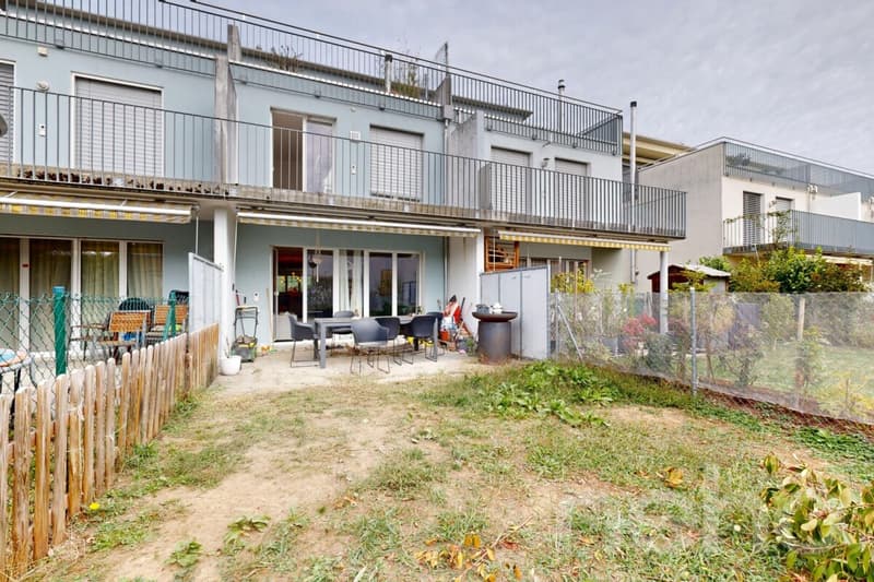 4.5-Zimmer-Doppeleinfamilienhaus mit Garten, Terrasse & Weitsicht (12)
