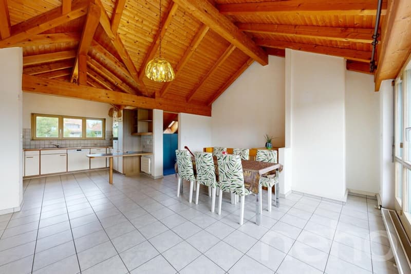 4-Zimmer-Duplexwohnung mit Terrasse und Cheminée (4)