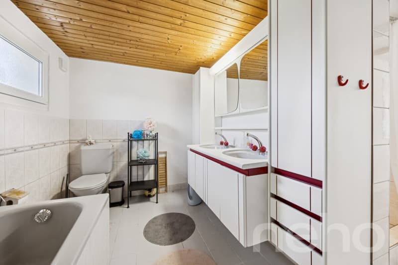 Wohnhaus mit viel Raum und Möglichkeiten - zus. Bauland optional (11)