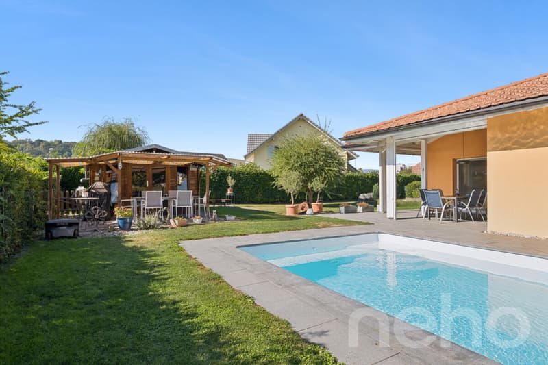 Maison familiale avec piscine sur une parcelle de 1'000 m² (10)