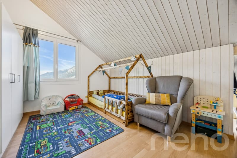 6.5-Zimmer-Einfamilienhaus mit Einliegerstudio und Seesicht (10)