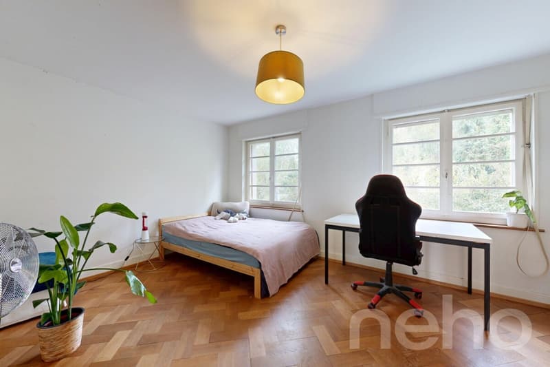 Attraktives 5-Zimmer Doppeleinfamilienhaus mit pflegeleichtem Garten (9)