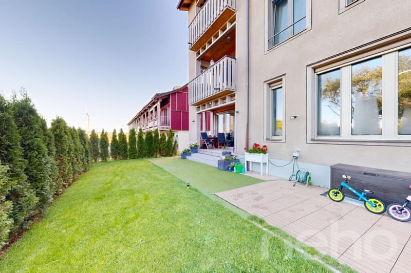 Moderne 5.5-Zimmer-Gartenwohnung an familienfreundlicher Lage (11)
