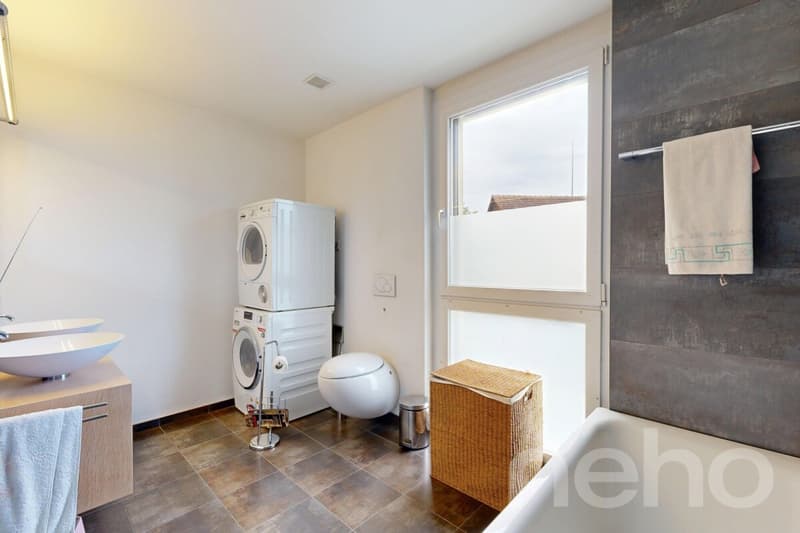 5.5-Zimmer-Duplexwohnung mit grosszügigen Terrassen in Niederglatt (9)