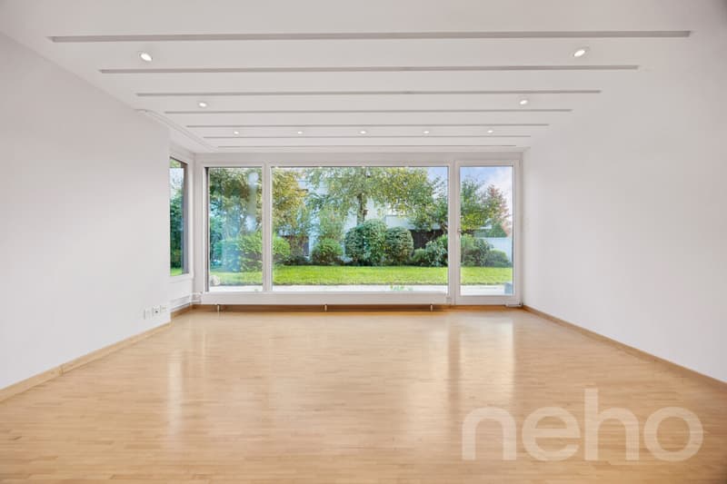 Exklusives 8.5-Zimmer-Einfamilienhaus im Quartier "In der Looren" (11)
