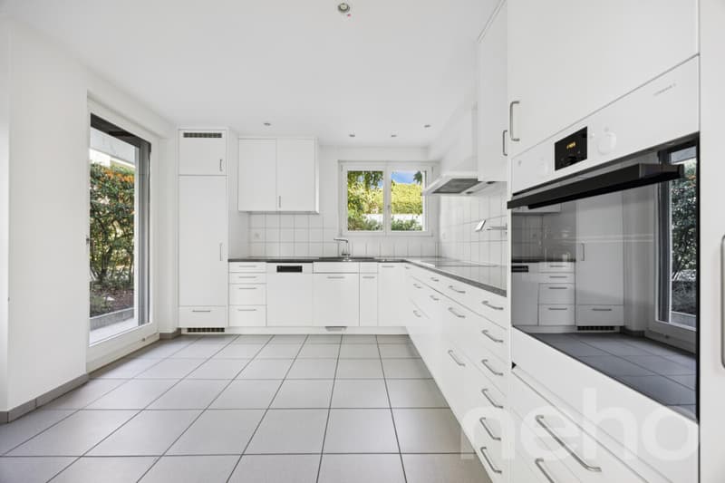 Exklusives 8.5-Zimmer-Einfamilienhaus im Quartier "In der Looren" (4)