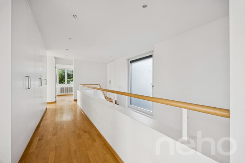 Exklusives 8.5-Zimmer-Einfamilienhaus im Quartier "In der Looren" (5)