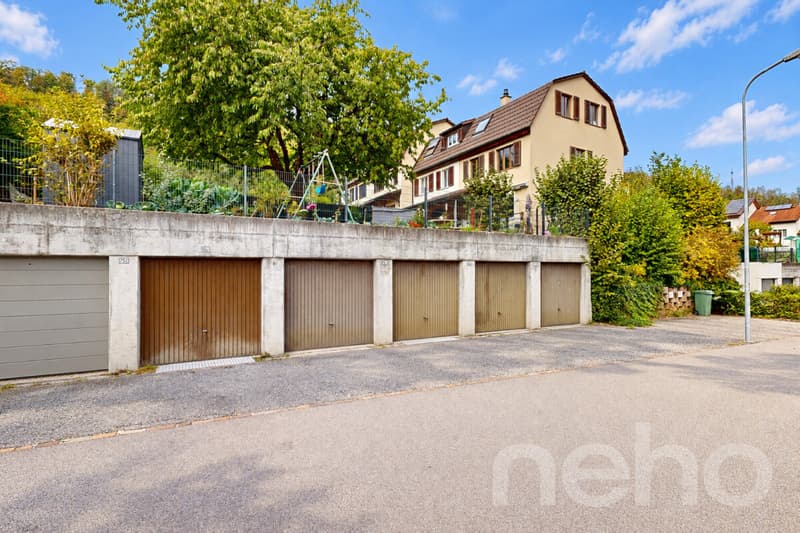 5.5-Zimmer-Reiheneckhaus mit grosszügigem Garten und Weitblick (12)