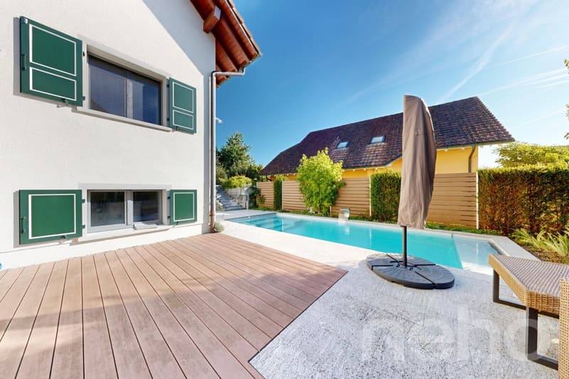 Exklusives 6,5-Zimmer-EFH mit Swimmingpool & traumhafter Gartenanlage (1)
